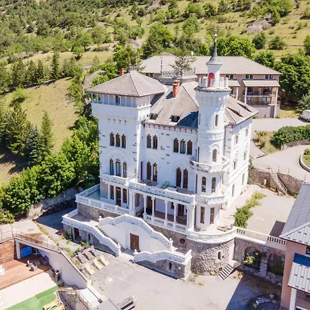 Aparthotel Chateau Des Magnans By Nevesol Jausiers