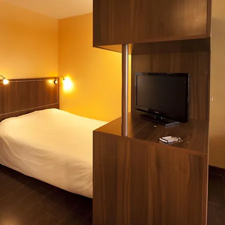 Chateau Des Magnans By Nevesol Aparthotel 3*