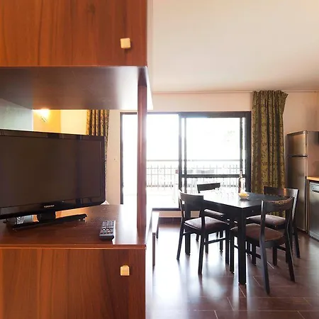 Chateau Des Magnans By Nevesol Aparthotel 3*